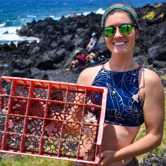 Meet your Posher, Laura - Picture 1 of 1